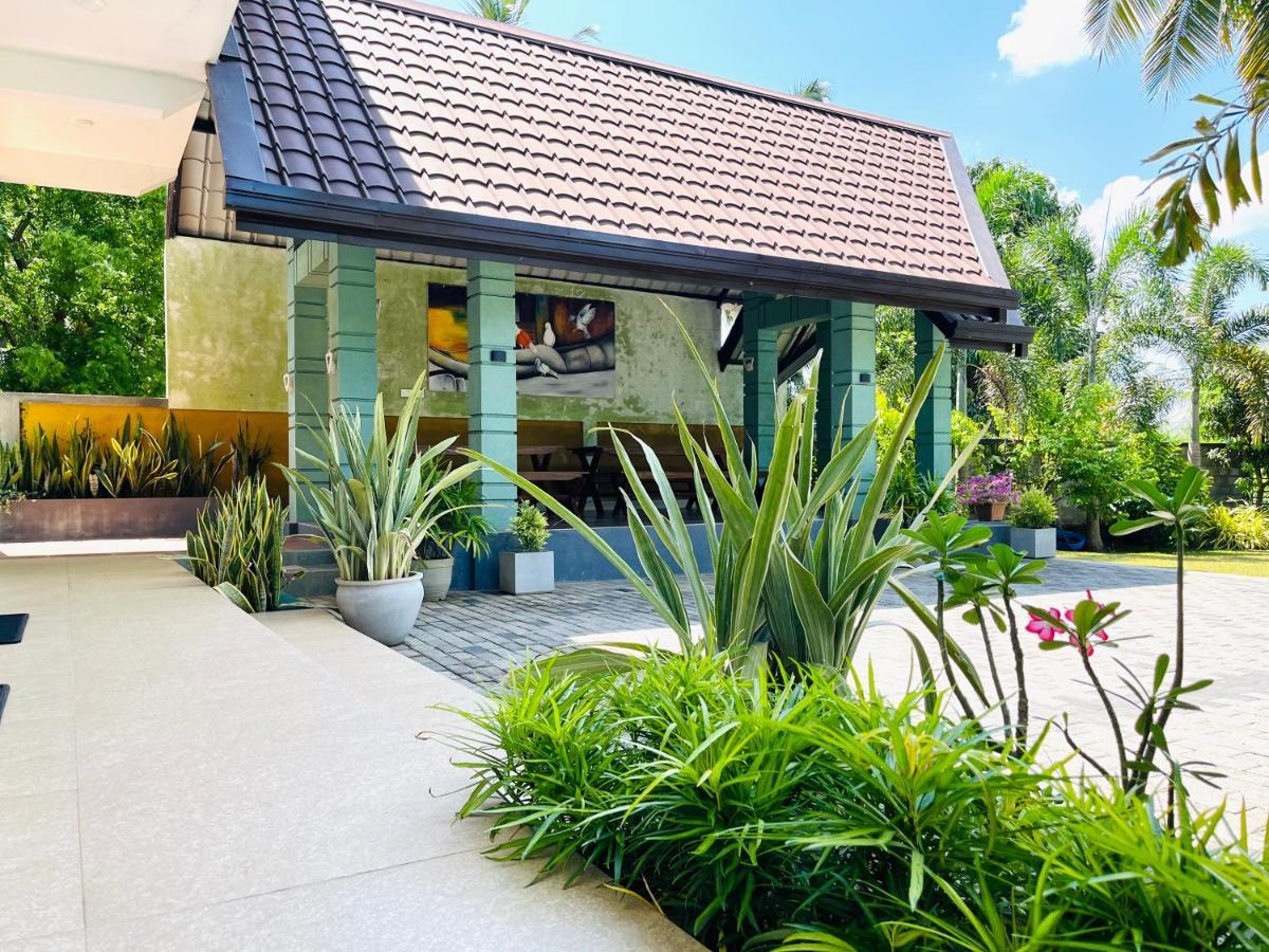 Aura Villa Polonnâruvâ Extérieur photo