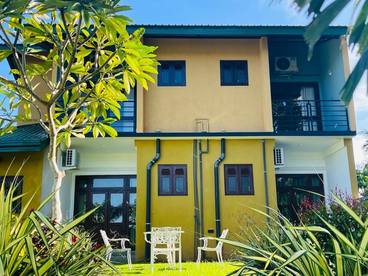 Aura Villa Polonnâruvâ Extérieur photo