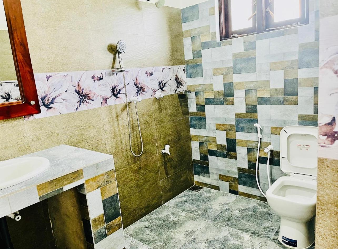 Aura Villa Polonnâruvâ Extérieur photo