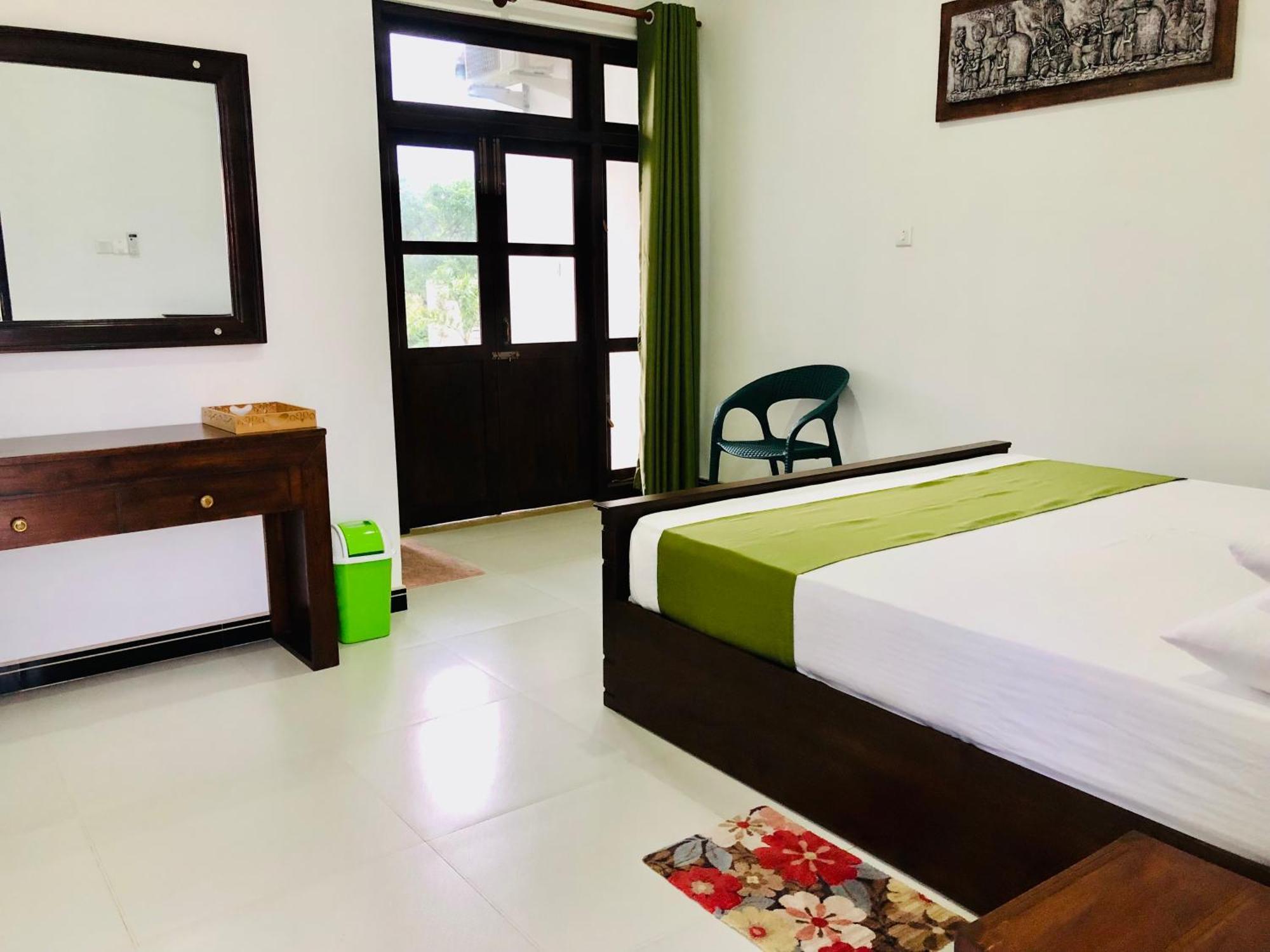 Aura Villa Polonnâruvâ Extérieur photo