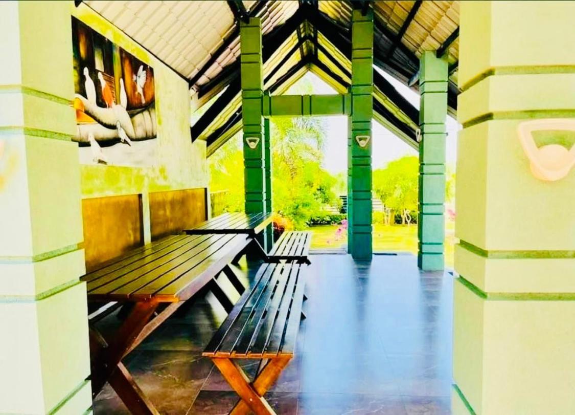 Aura Villa Polonnâruvâ Extérieur photo